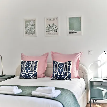 Parisien Spacieux #marais #rivoli Apartment