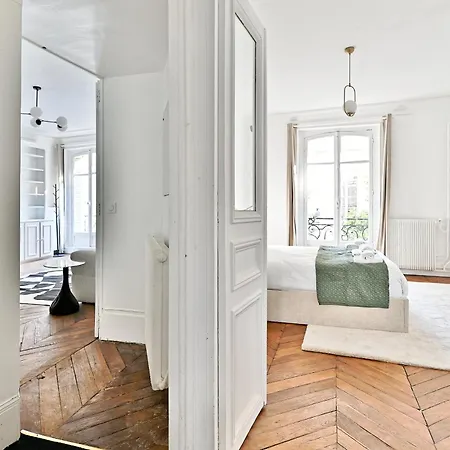 Parisien Spacieux #marais #rivoli Apartment Paris