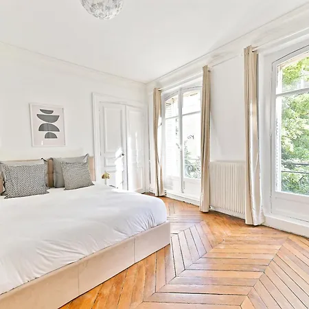 Parisien Spacieux #marais #rivoli Apartamento París