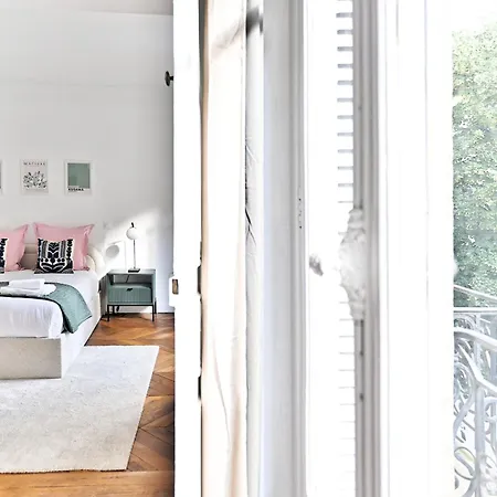 Apartment Parisien Spacieux #marais #rivoli Paris