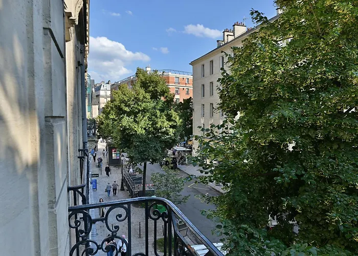 Parisien Spacieux #marais #rivoli Appartement Parijs