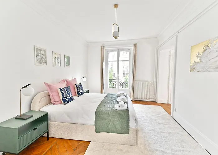 Parisien Spacieux #marais #rivoli Appartement Parijs