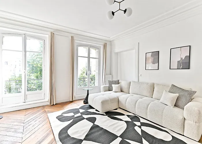 Appartement Parisien Spacieux #marais #rivoli Parijs